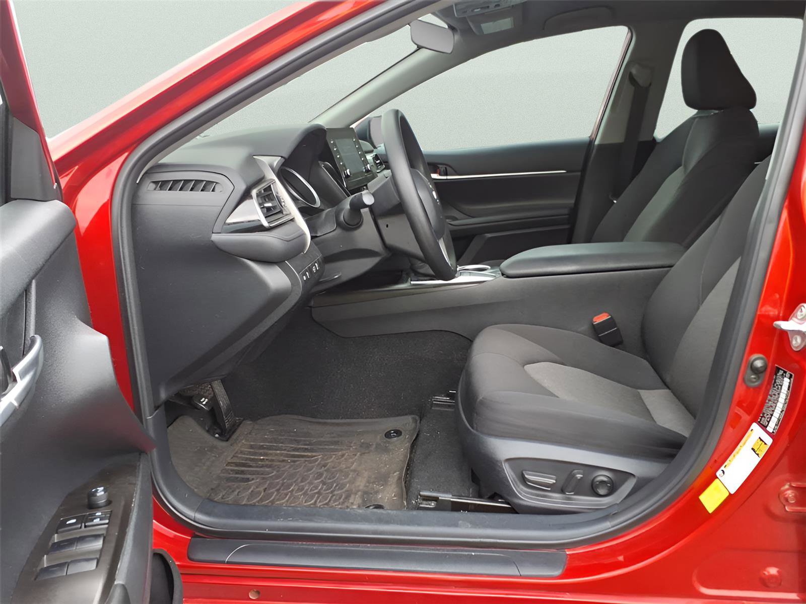 Used 2023 Toyota Camry LE image 14