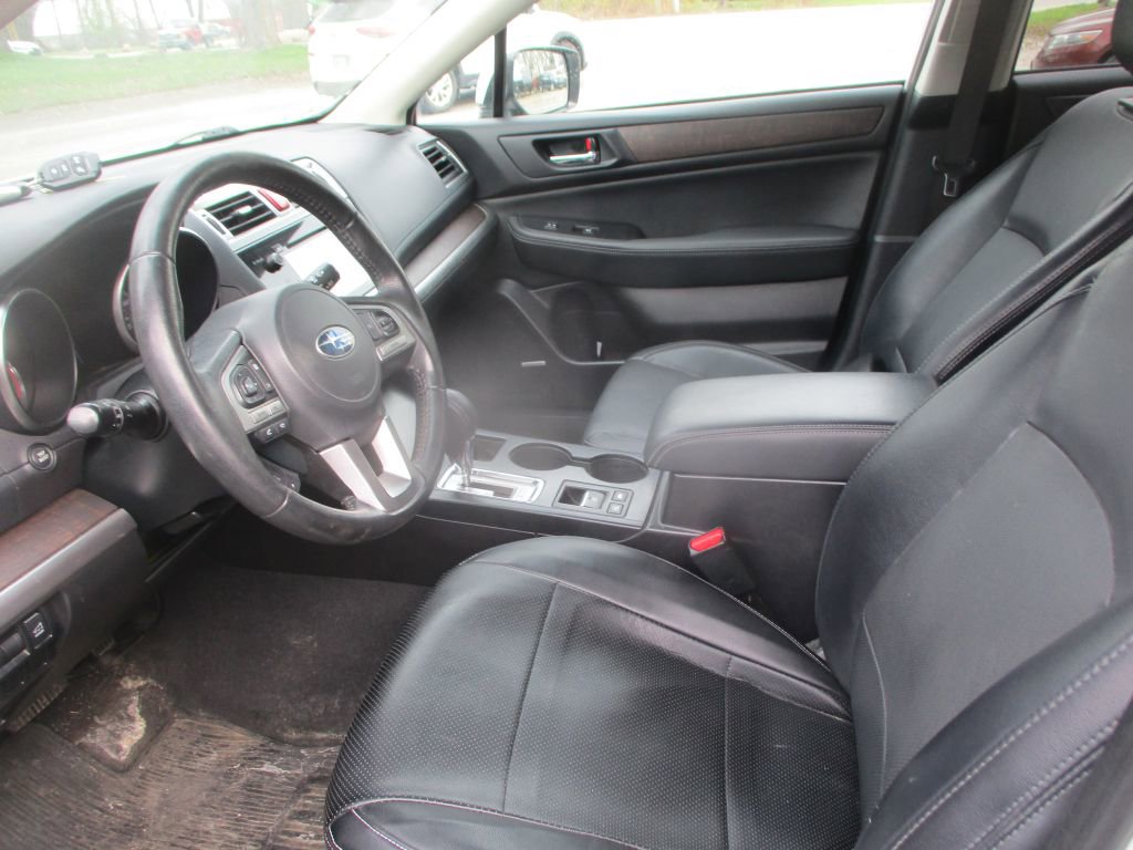 Used 2017 Subaru Outback 2.5i Limited w/ Popular Package #5 AWD/4WD image 12