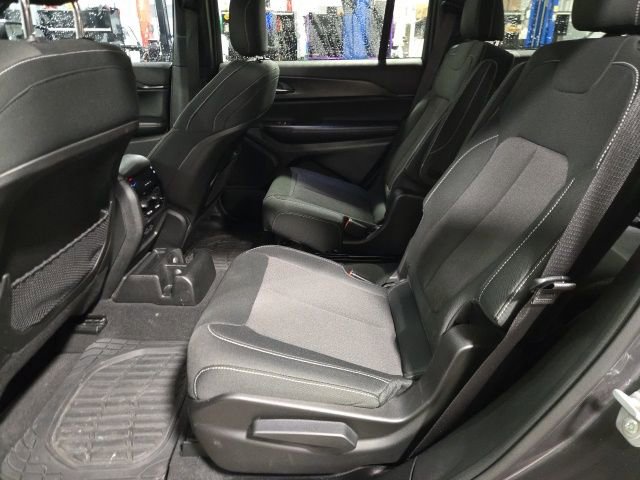 Used 2024 Jeep Grand Cherokee L Laredo w/ Luxury Tech Group I image 13