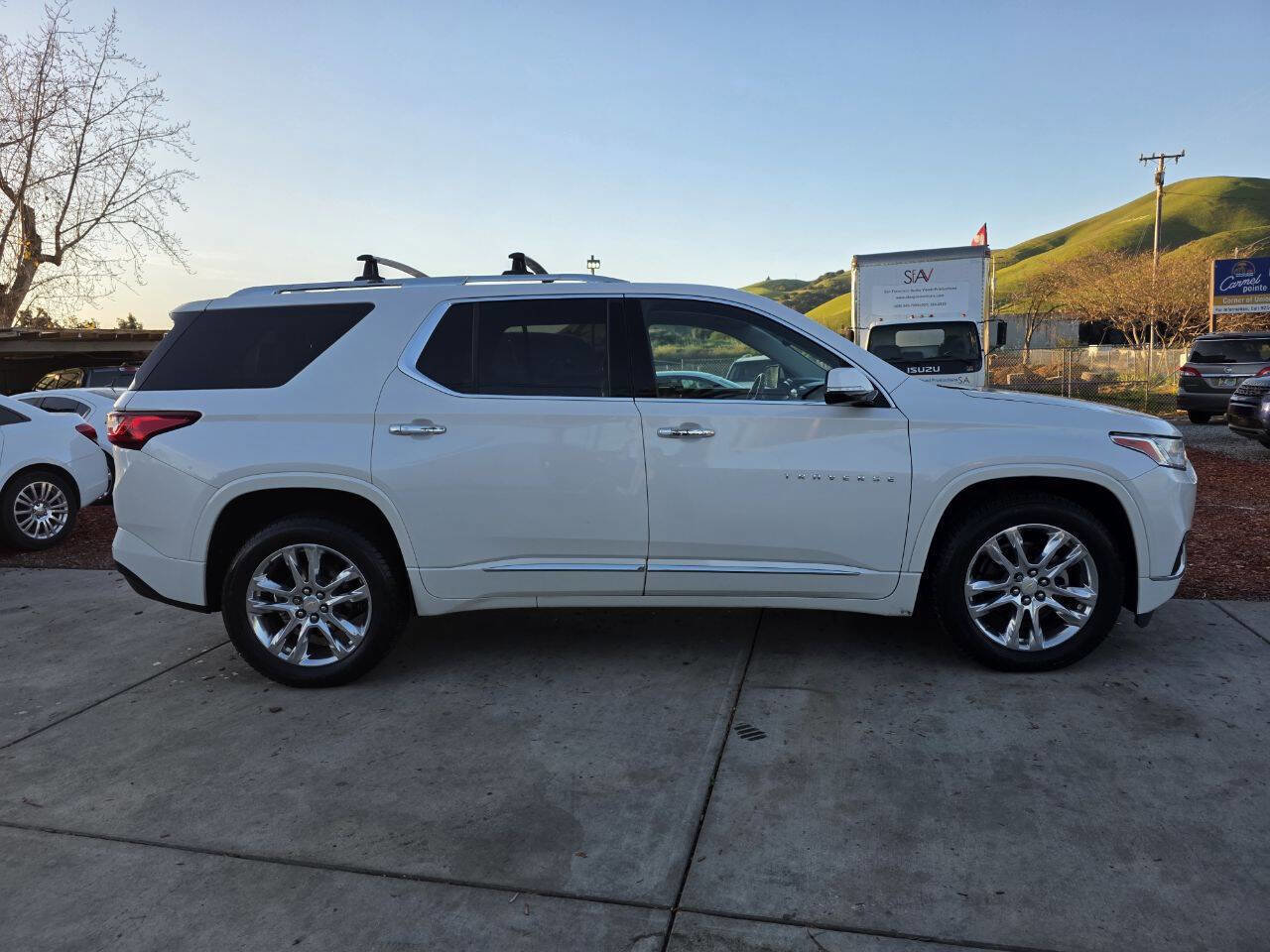 Used 2019 Chevrolet Traverse High Country w/ LPO, Floor Liner Package image 4