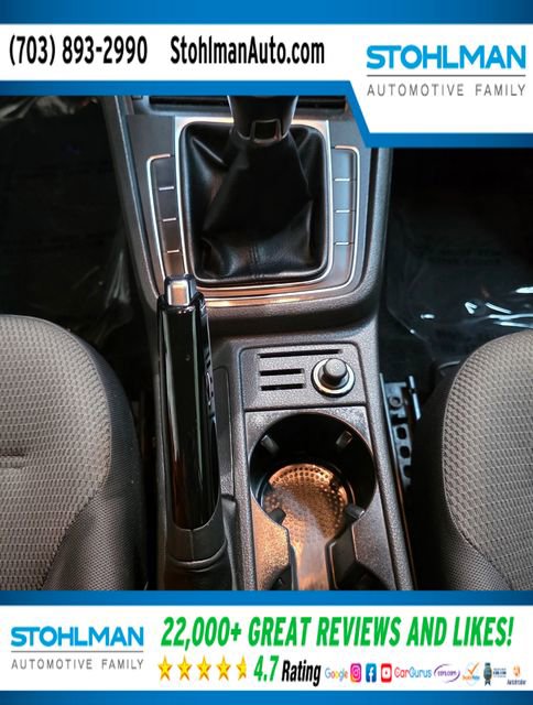 Used 2018 Volkswagen Golf S image 22