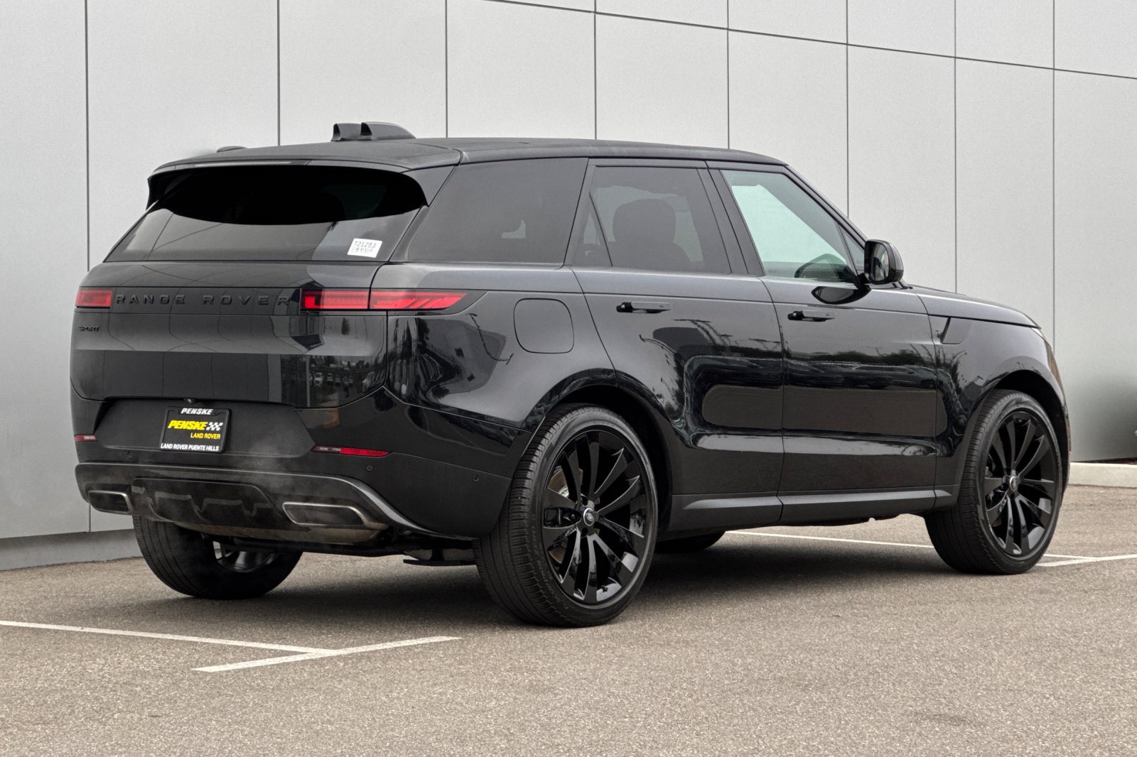 Certified 2024 Land Rover Range Rover Sport SE AWD/4WD image 5