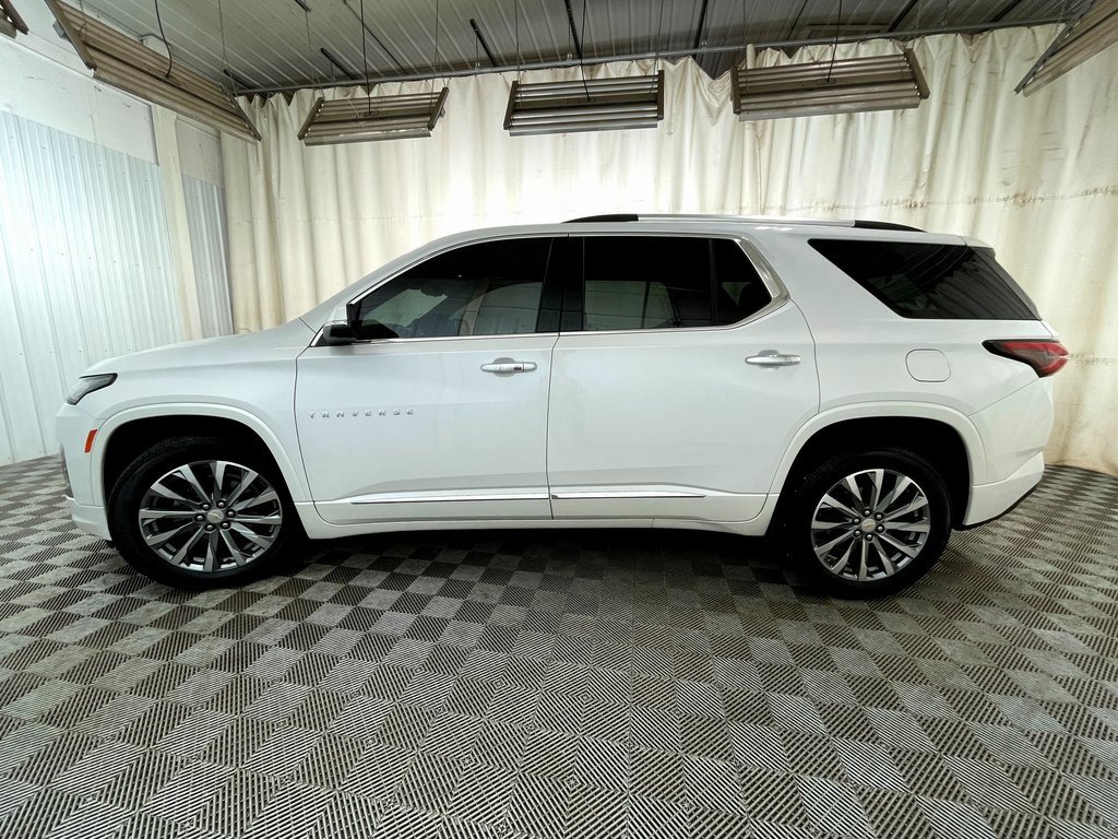 Certified 2023 Chevrolet Traverse Premier w/ LPO, Floor Liner Package image 22