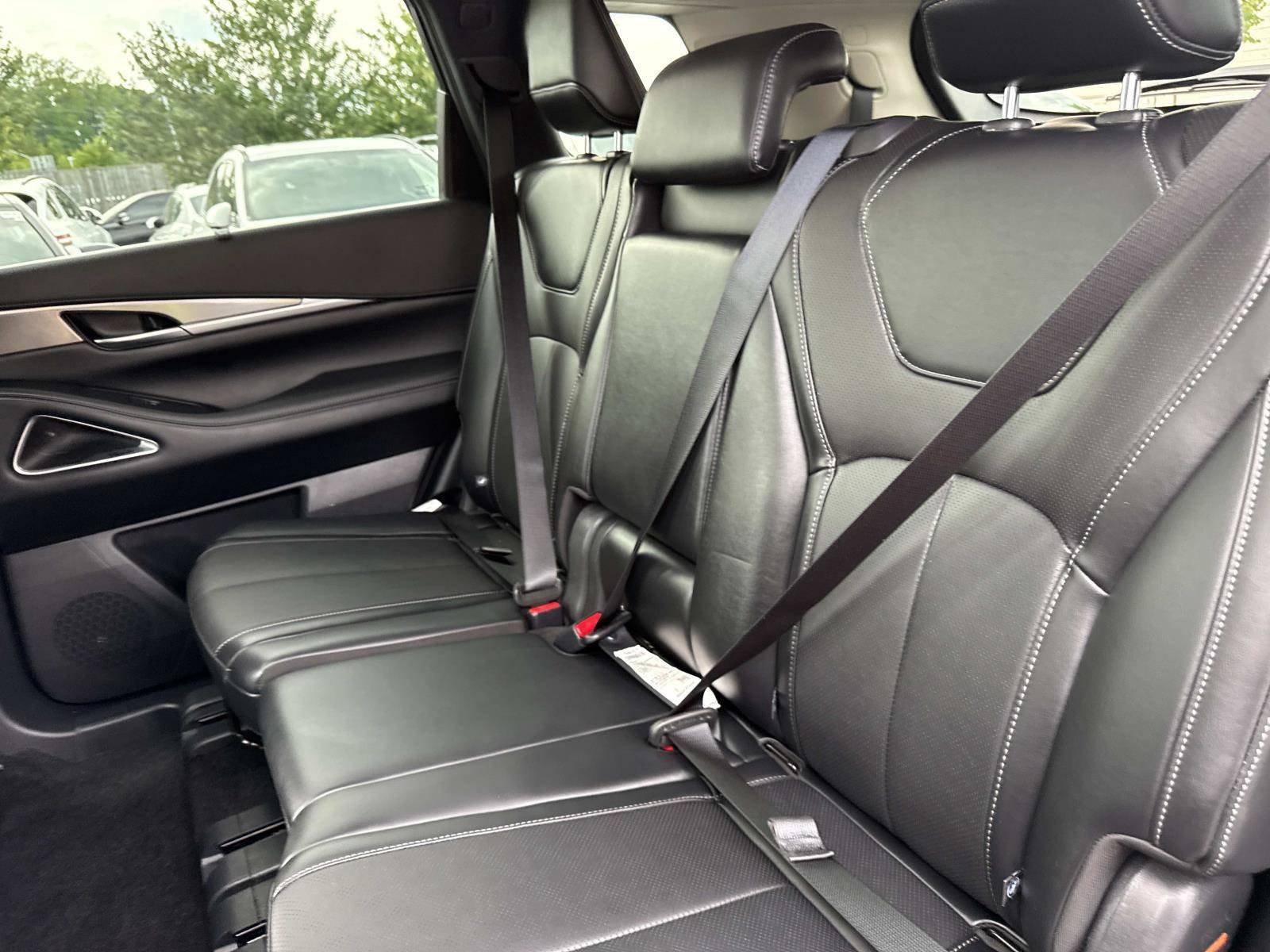 Used 2026 INFINITI QX60 Luxe w/ Cargo Package AWD/4WD image 29