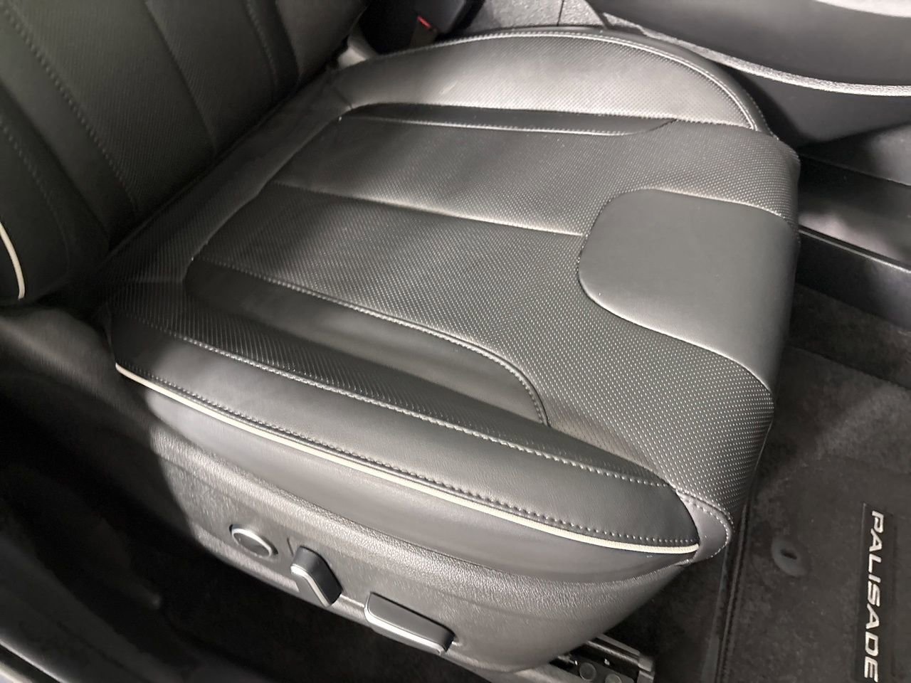 Used 2025 Hyundai Palisade XRT image 32