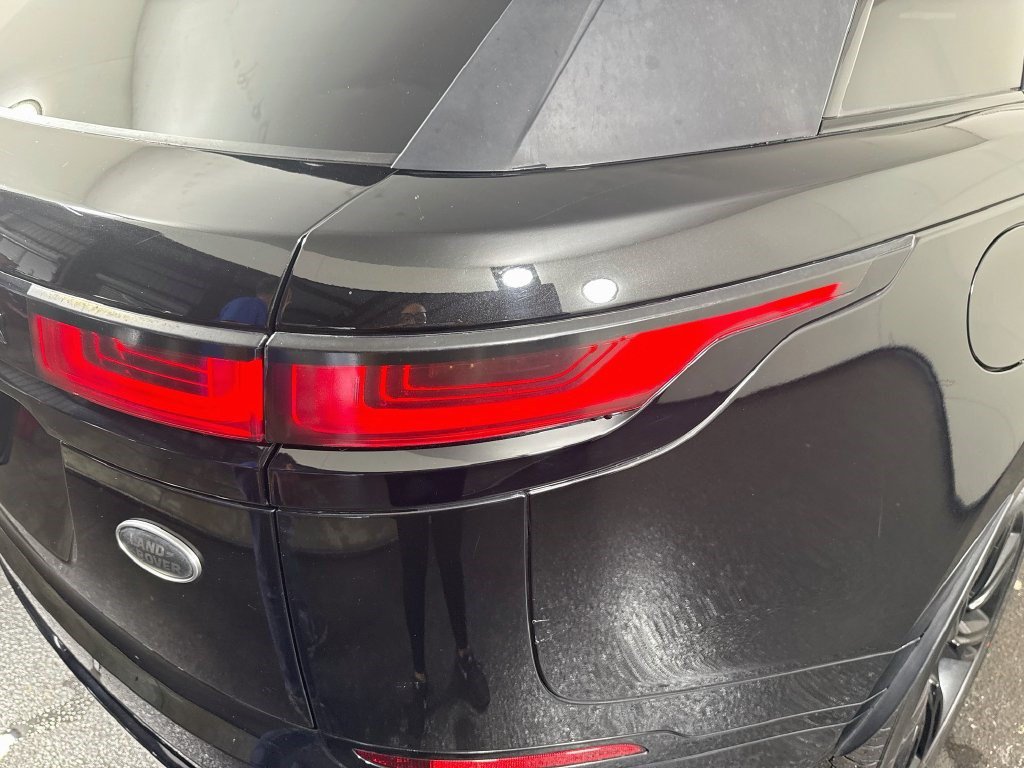 Used 2021 Land Rover Range Rover Velar R-Dynamic S AWD/4WD image 28