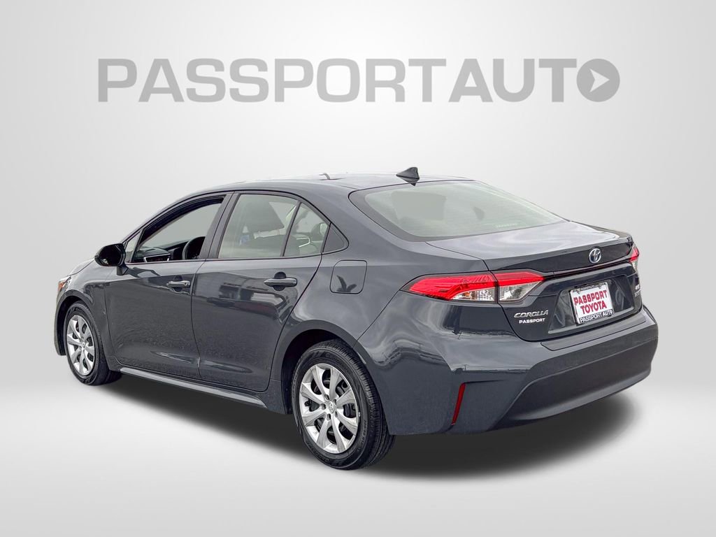 Used 2023 Toyota Corolla LE w/ Carpet Mat Package (TMS) image 3