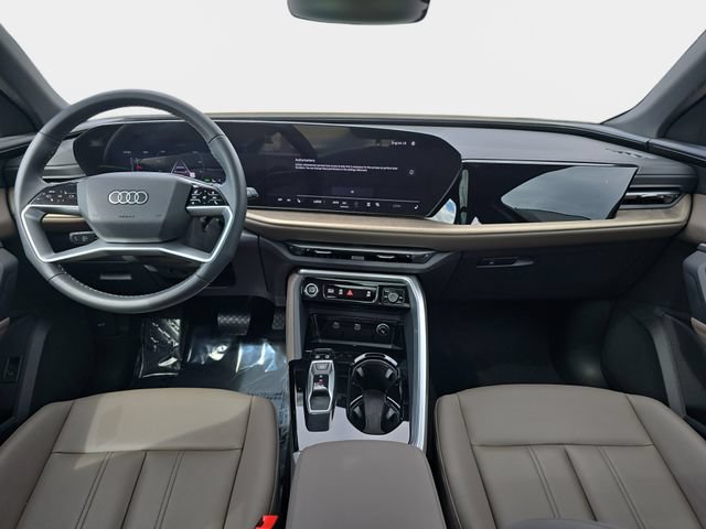 Used 2025 Audi Q5 Premium w/ Convenience Package AWD/4WD image 10