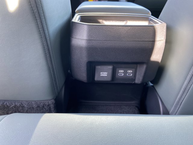 Used 2025 Toyota Tacoma 4x4 Double Cab Hybrid image 55