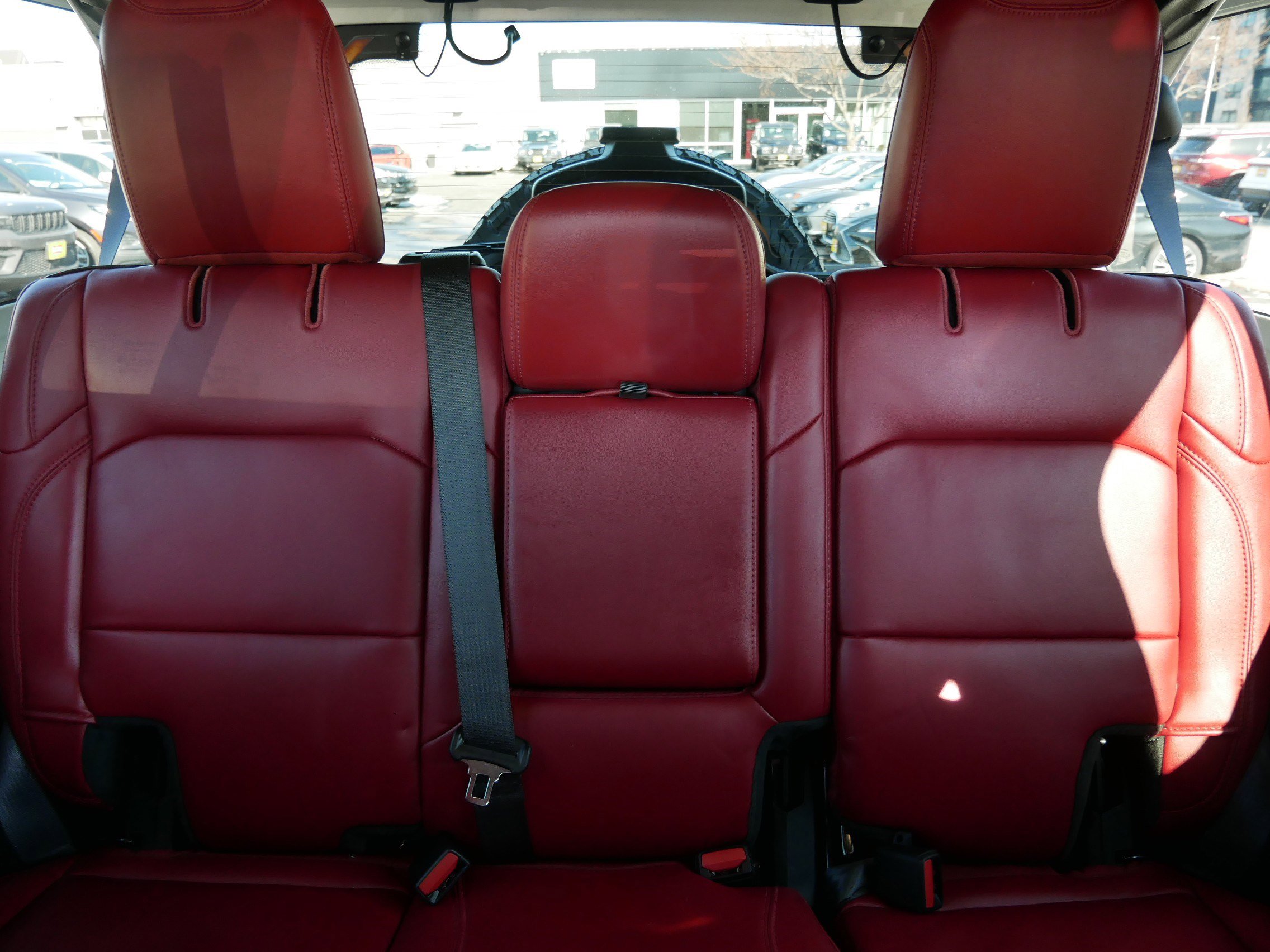 Used 2024 Jeep Wrangler Unlimited Rubicon 392 image 13