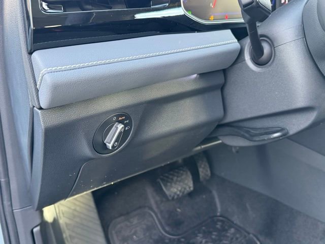 New 2026 Volkswagen Jetta SEL image 32