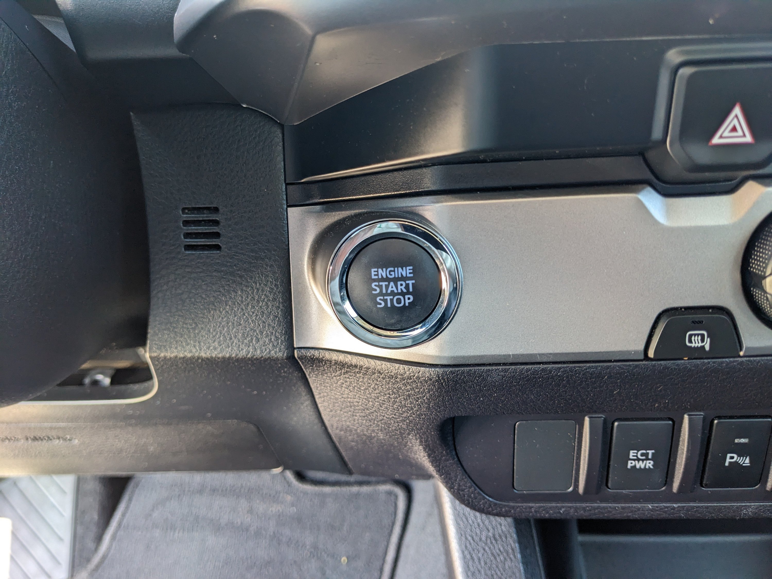 Used 2023 Toyota Tacoma SR5 RWD image 27