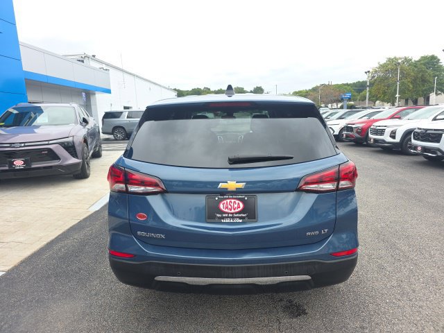 Used 2024 Chevrolet Equinox LT AWD/4WD image 3
