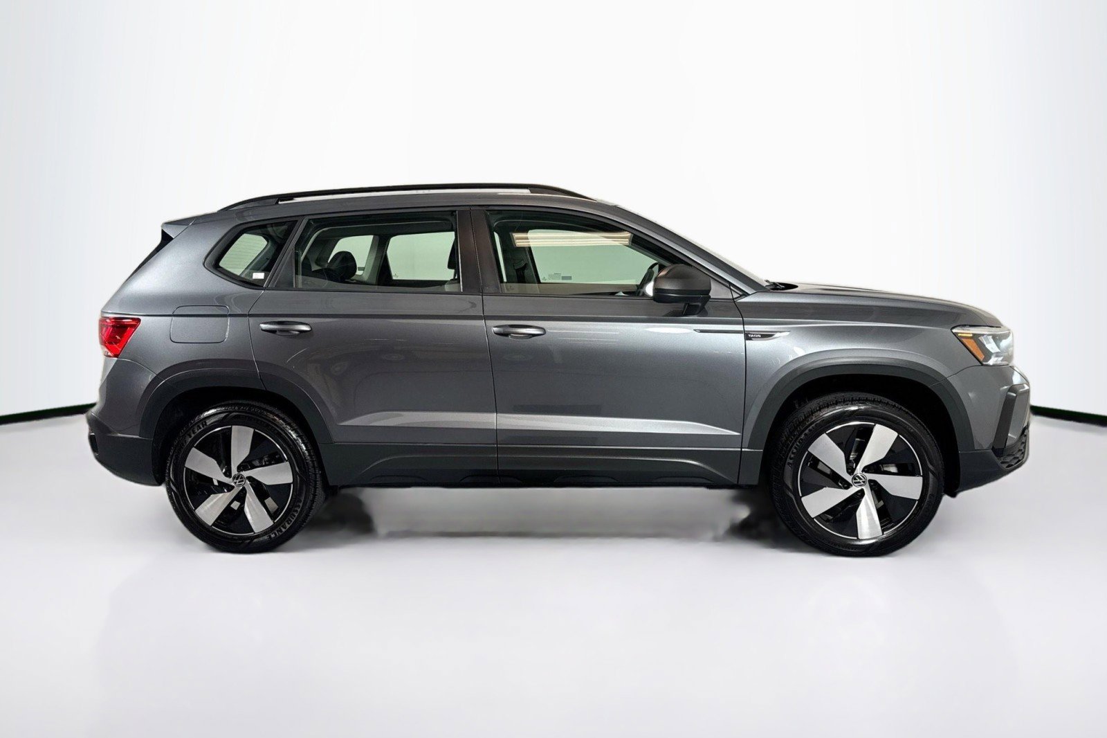 Used 2024 Volkswagen Taos S image 4