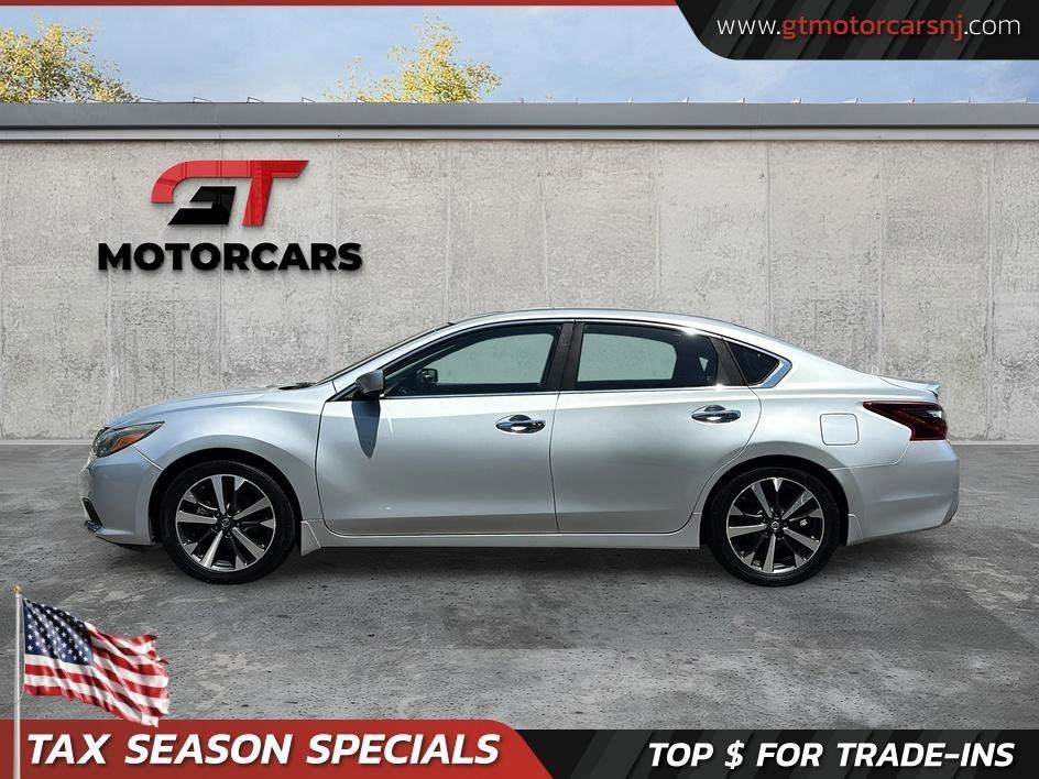 Used 2017 Nissan Altima 2.5 SR FWD image 4