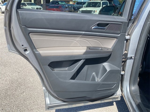 Used 2023 Volkswagen Atlas Cross Sport SEL R-Line image 15