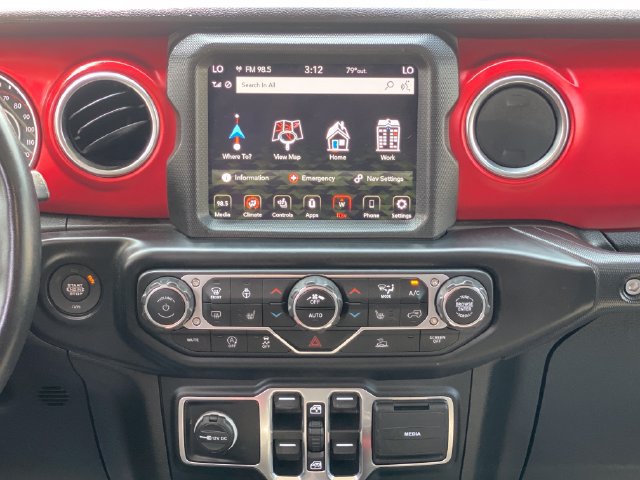 Used 2021 Jeep Wrangler Unlimited Rubicon w/ Uconnect 4C Nav & Sound Group AWD/4WD image 23