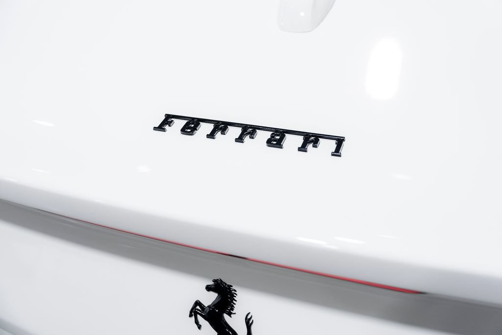 Used 2023 Ferrari 812 GTS RWD image 22