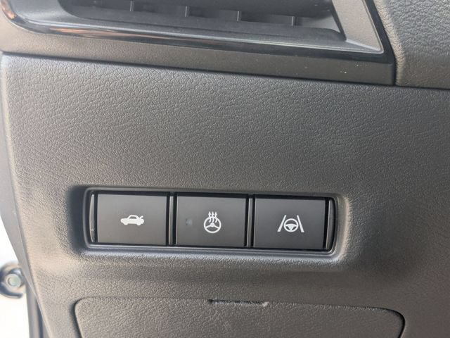 New 2026 Nissan Sentra SR w/ SR Premium Package FWD image 16