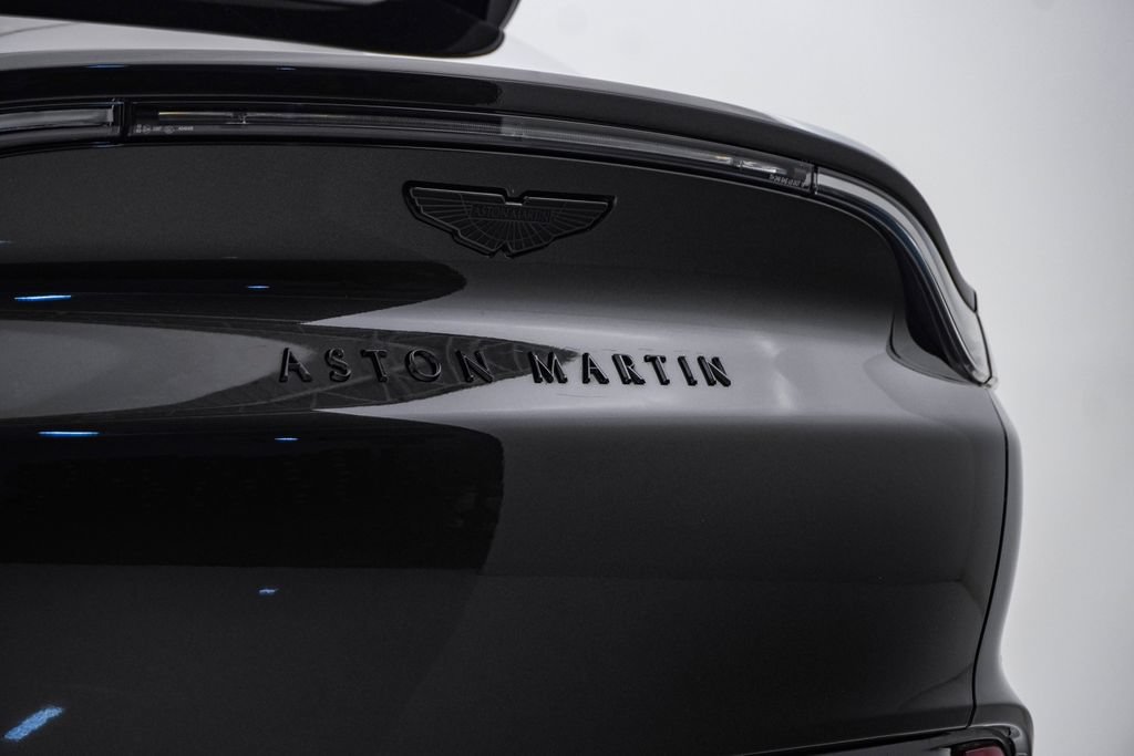 Used 2023 Aston Martin DBX AWD/4WD image 12