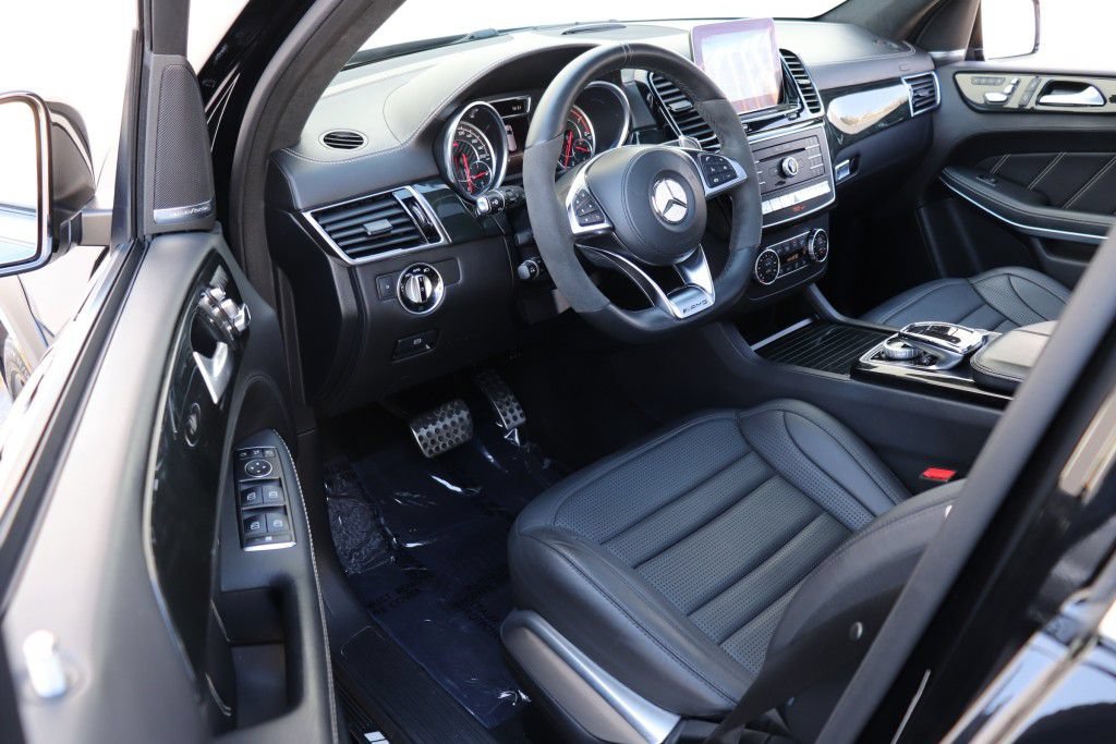 Used 2018 Mercedes-Benz GLS 63 AMG 4MATIC w/ Accessory Chrome Package image 15