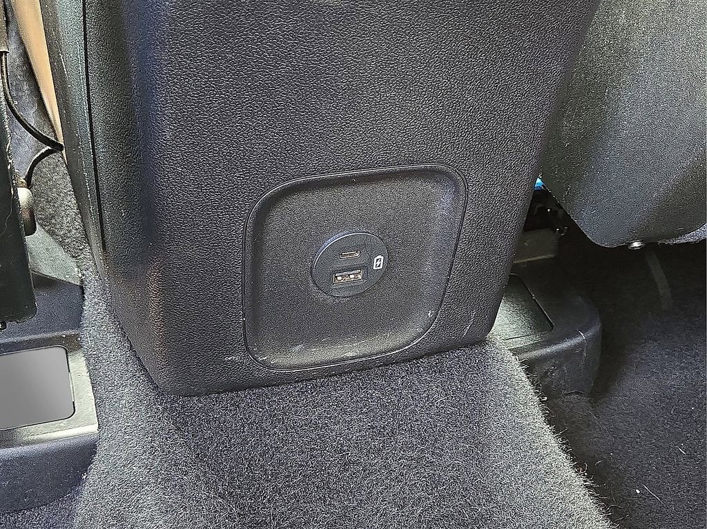 Used 2022 Ford Escape SE w/ Convenience Package image 17