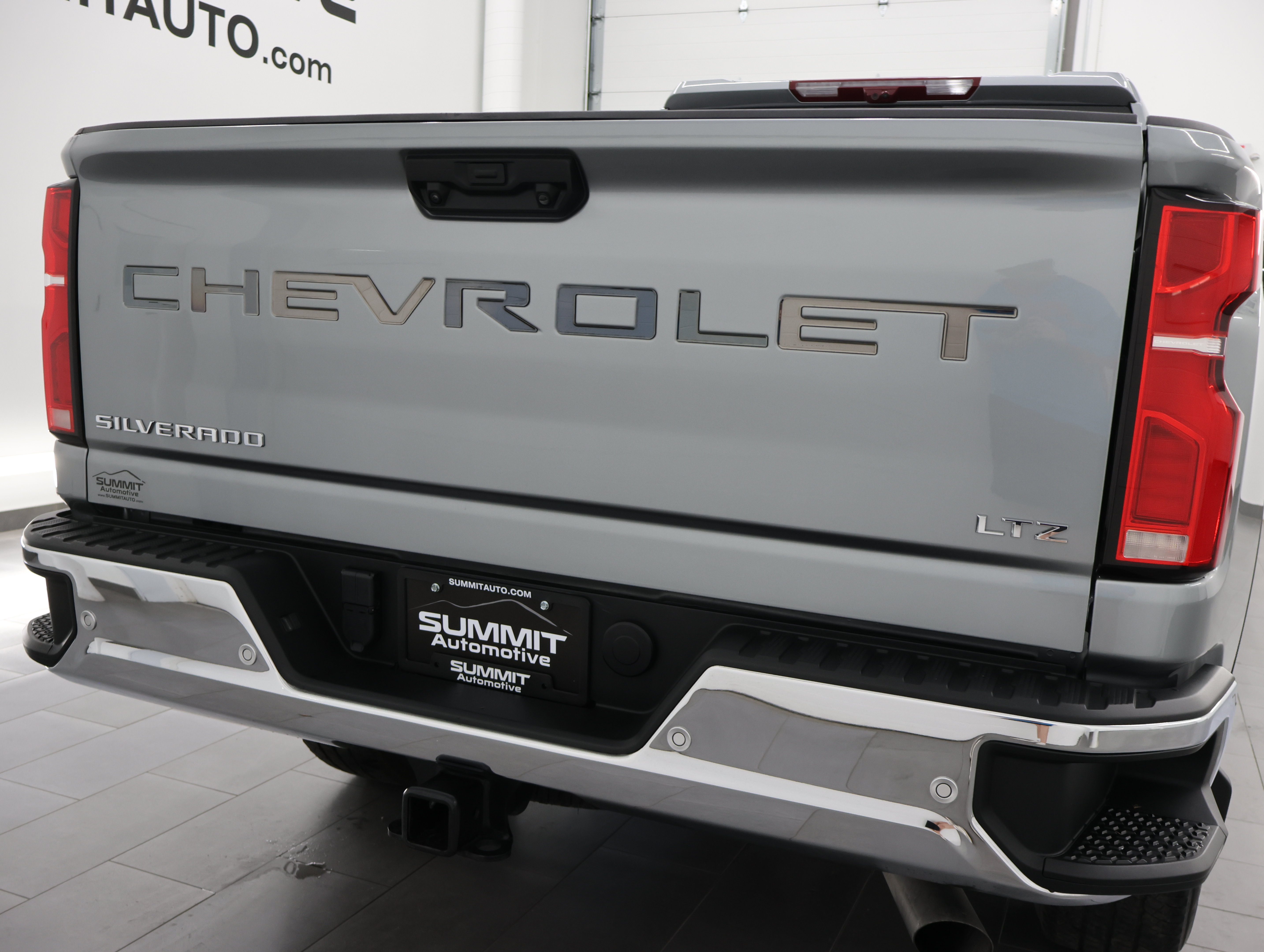 Used 2024 Chevrolet Silverado 2500 LTZ w/ LTZ Premium Package AWD/4WD image 24