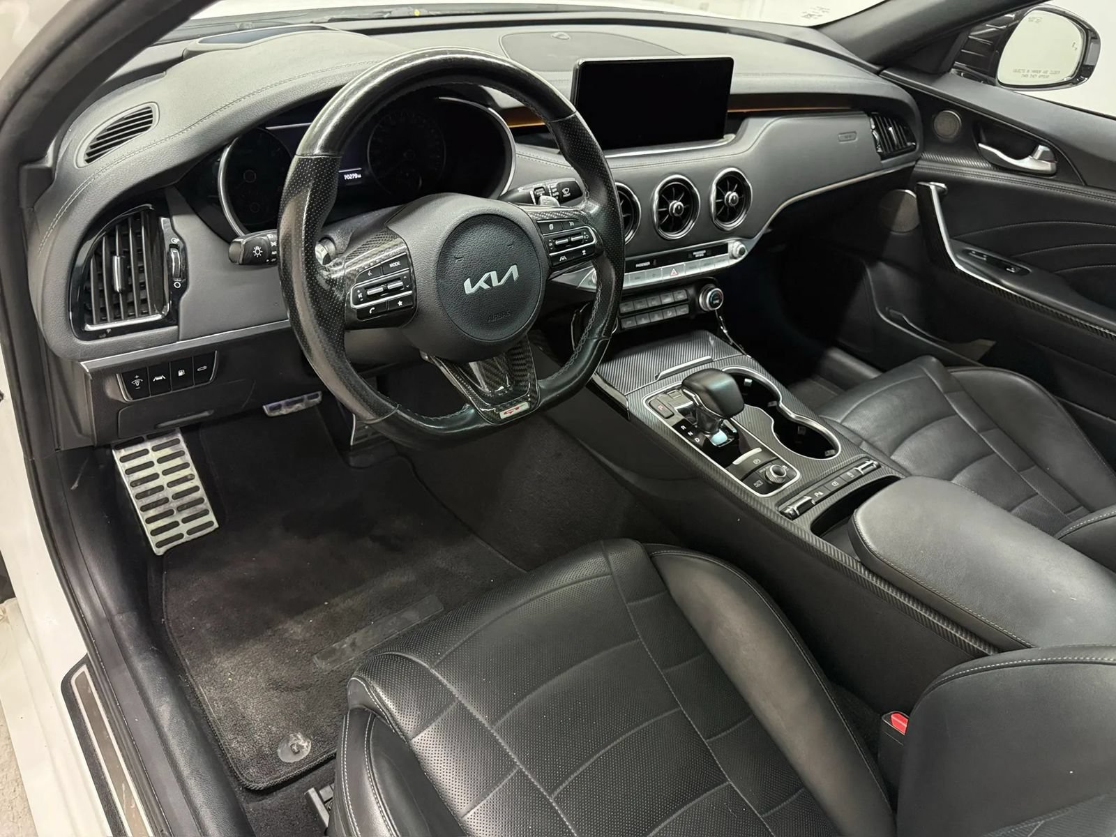 Used 2022 Kia Stinger GT2 w/ Scorpion Package RWD image 14