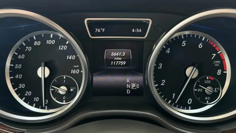 Used 2015 Mercedes-Benz ML 400 4MATIC image 27