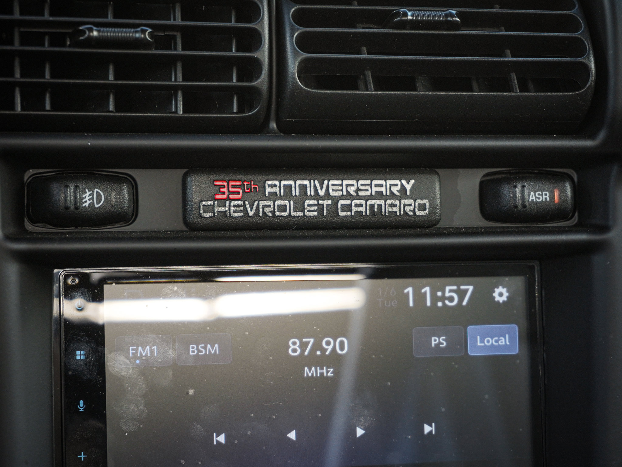 Used 2002 Chevrolet Camaro Z28 w/ SS Performance/Appearance Pkg image 23