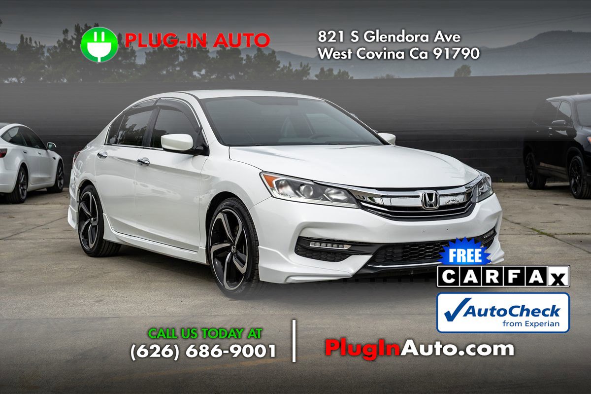 Used 2017 Honda Accord Sport image 3