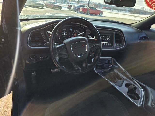 Used 2022 Dodge Challenger R/T w/ Blacktop Package image 9