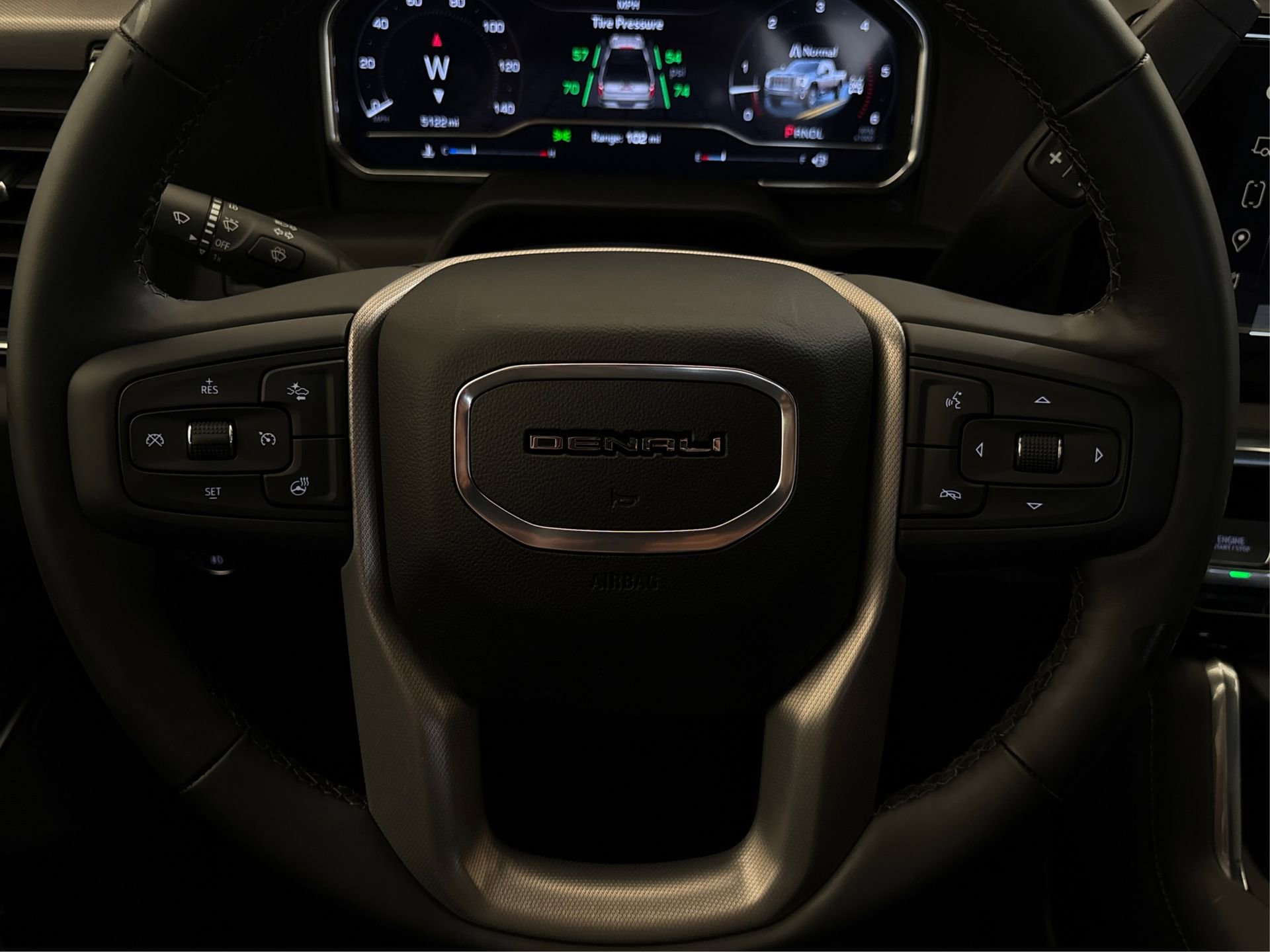 Used 2025 GMC Sierra 3500 Denali image 19