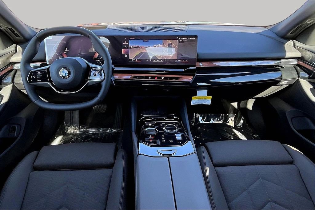 New 2026 BMW 530i xDrive w/ Premium Package AWD/4WD image 5