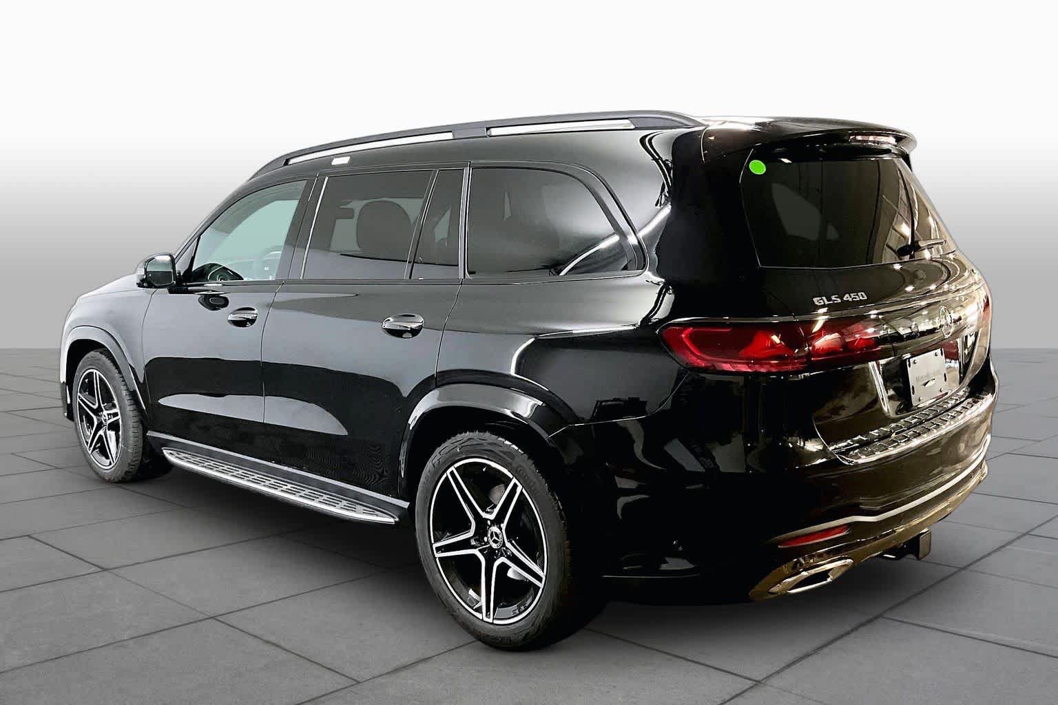 New 2027 Mercedes-Benz GLS 450 4MATIC image 4