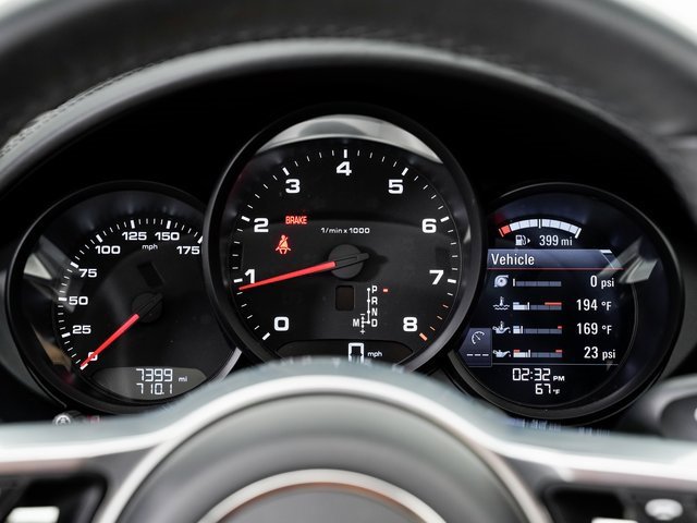 Certified 2025 Porsche 718 Boxster image 17