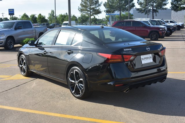 Used 2025 Nissan Altima 2.5 SR FWD image 9