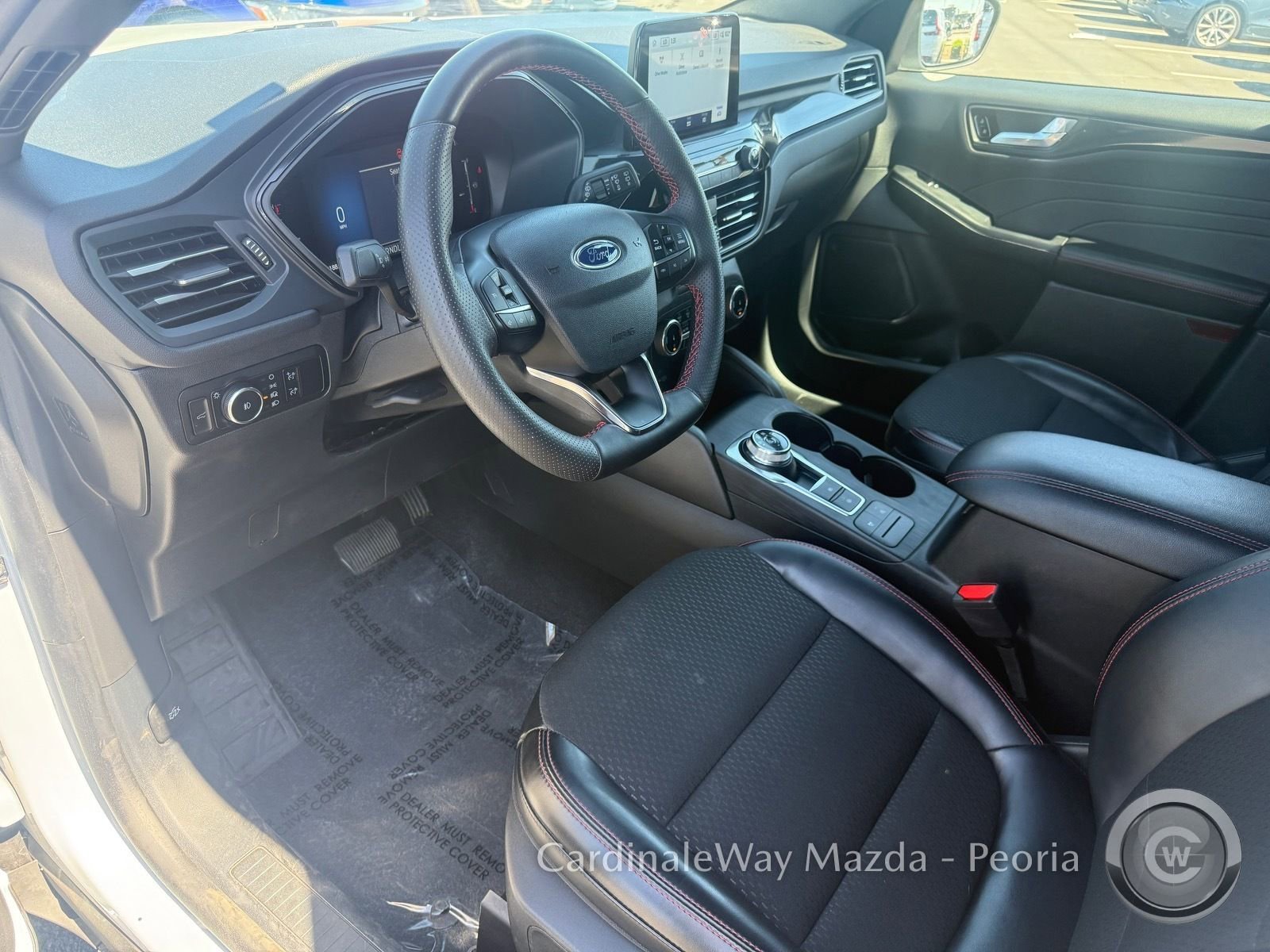 Used 2025 Ford Escape ST-Line Select AWD/4WD image 15