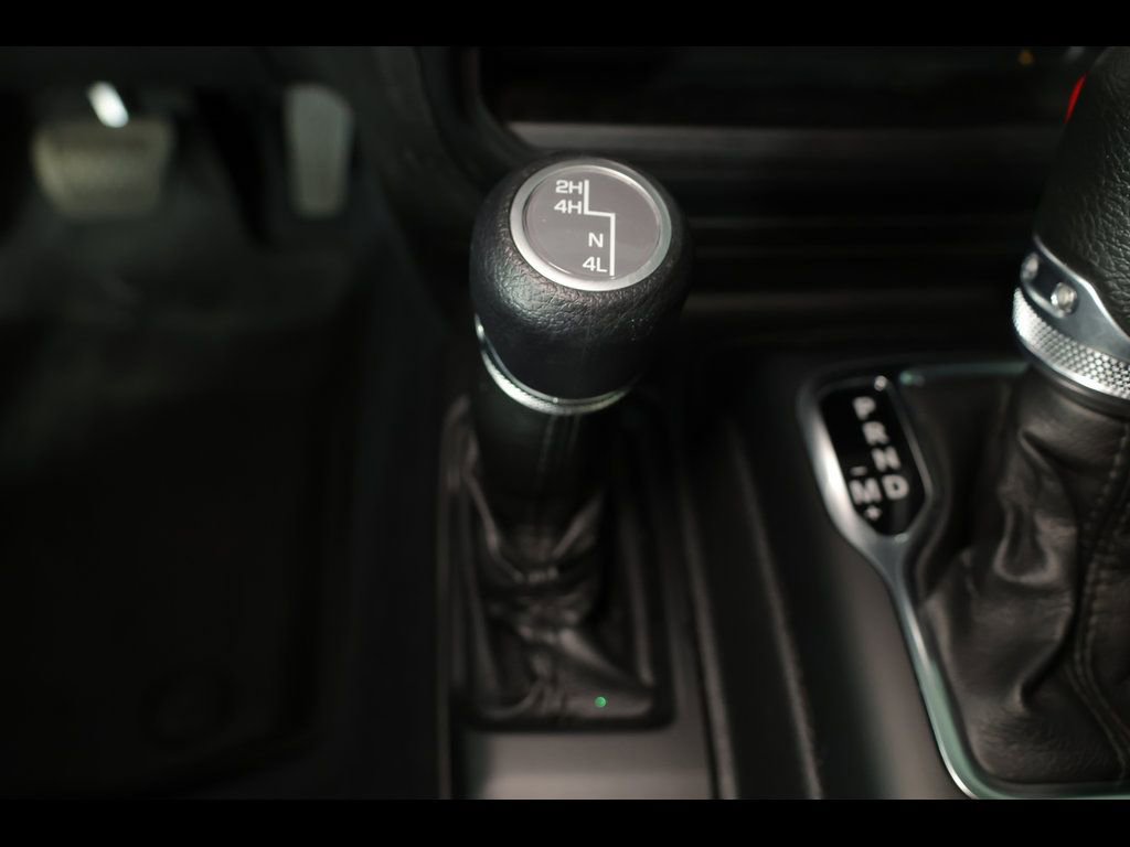 Used 2022 Jeep Wrangler Sport S image 11