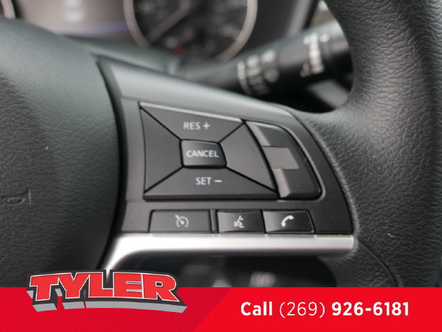 Used 2025 Nissan Altima 2.5 SV FWD image 24