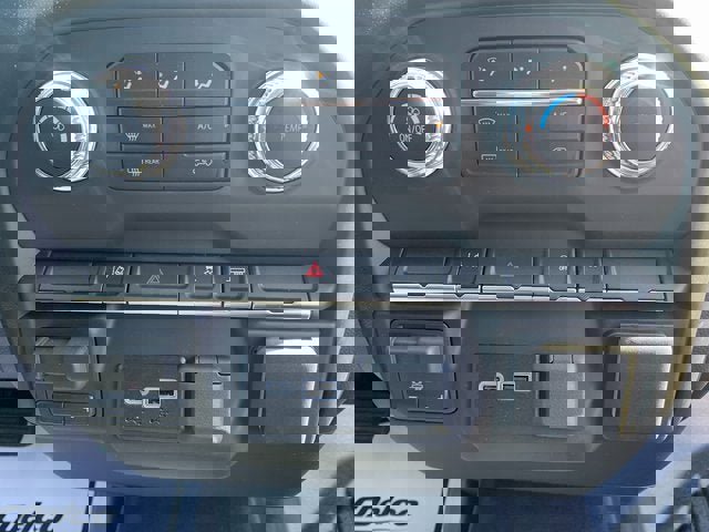 New 2026 GMC Sierra 2500 Pro w/ Convenience Package image 19