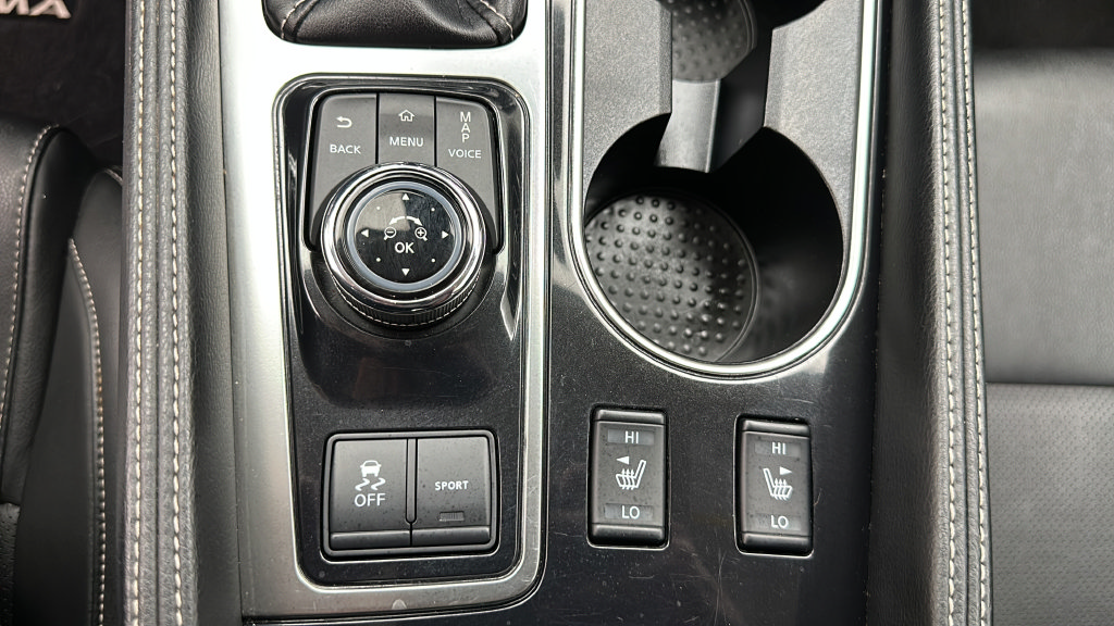 Used 2020 Nissan Maxima 3.5 SV w/ Floor Mat Group FWD image 19