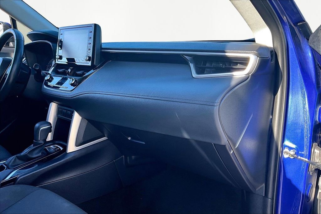 Used 2022 Toyota Corolla Cross LE FWD image 16