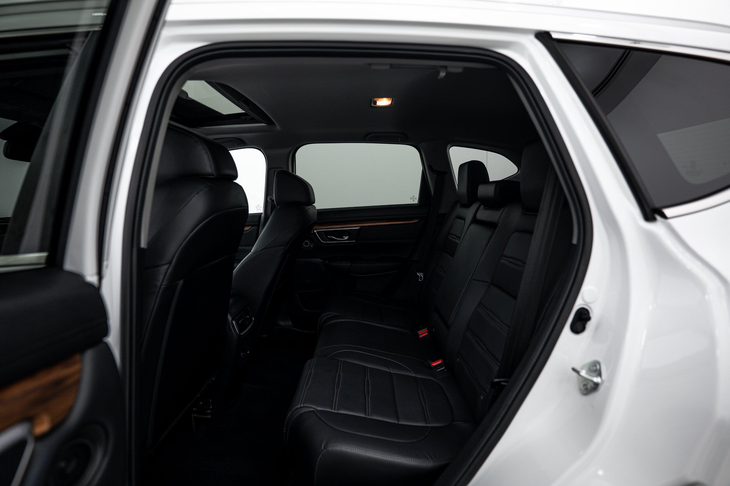 Used 2021 Honda CR-V Touring image 18