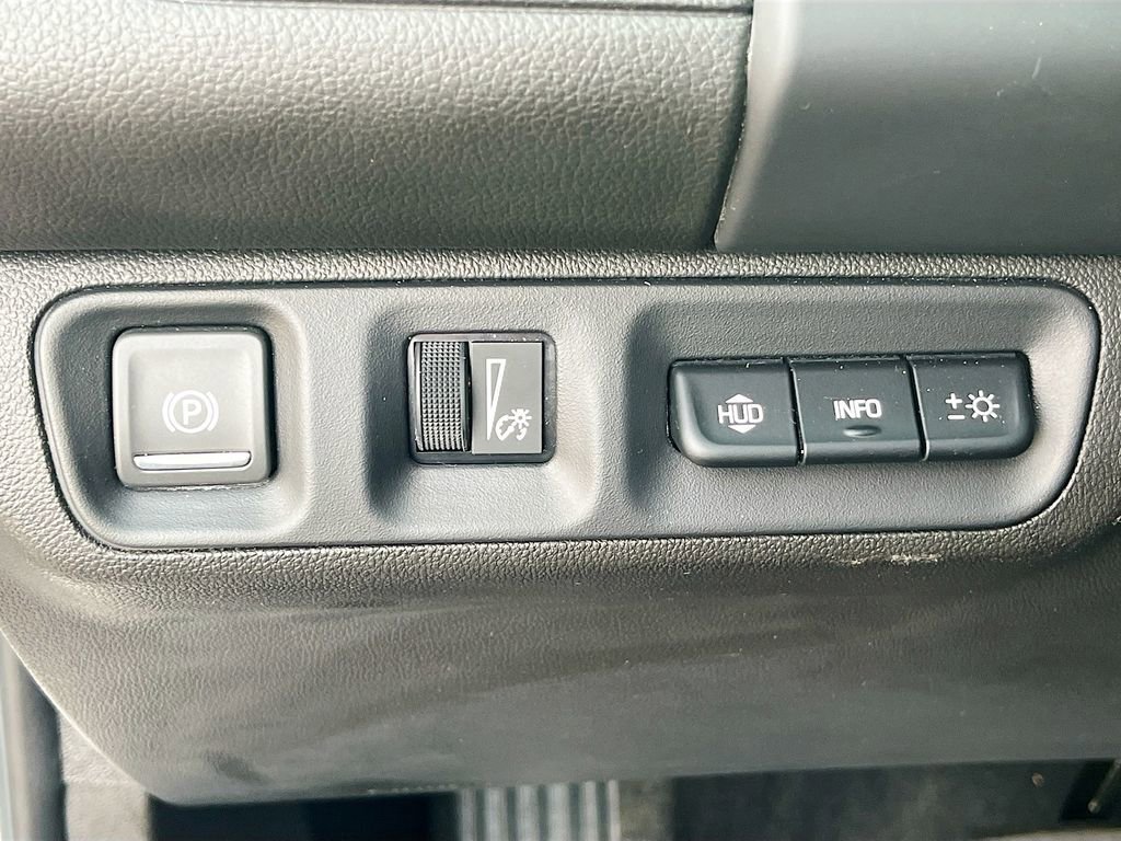 Used 2023 GMC Acadia Denali w/ Trailering Package AWD/4WD image 10