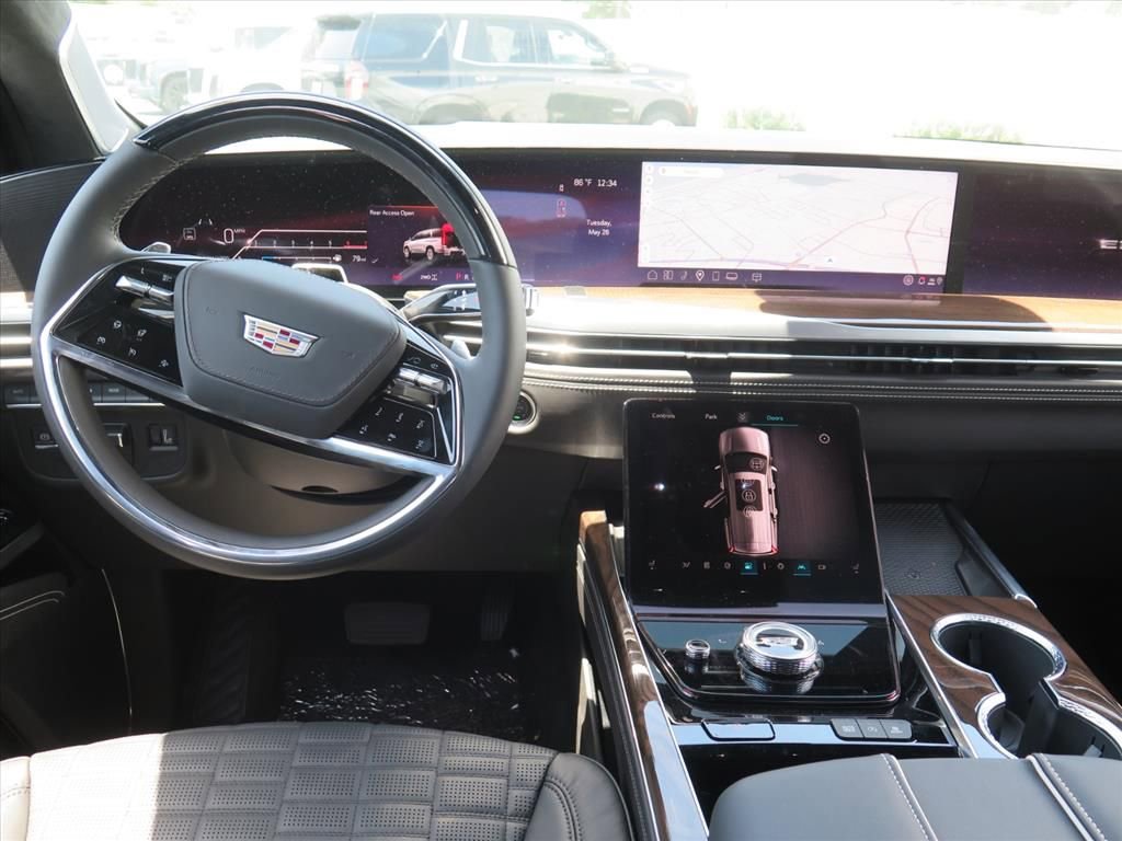 New 2026 Cadillac Escalade ESV Platinum Sport w/ LPO, ONYX Package AWD/4WD image 22