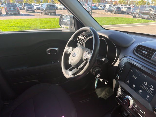 Used 2018 Kia Soul + FWD image 21