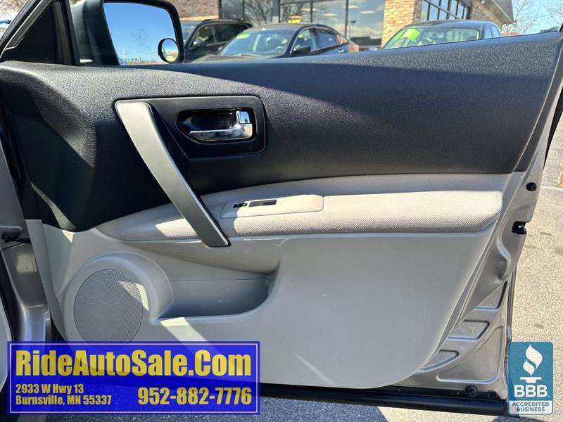 Used 2013 Nissan Rogue S w/ Special Edition Pkg image 13