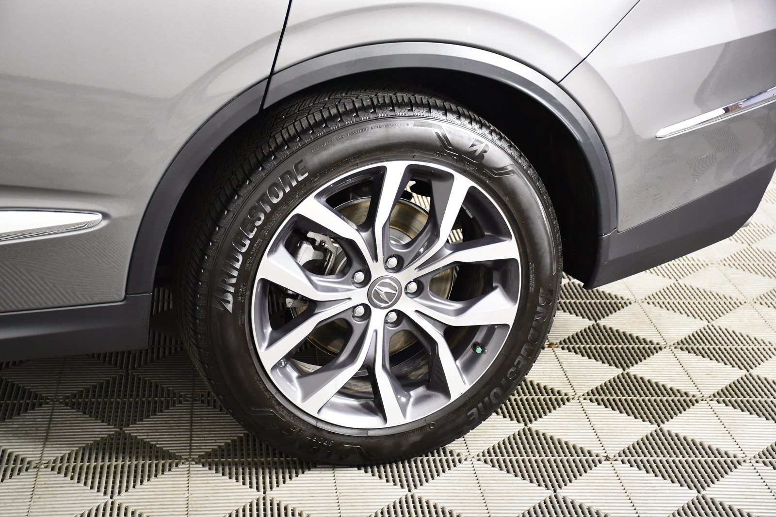 Certified 2024 Acura MDX SH-AWD w/ Technology Package image 52