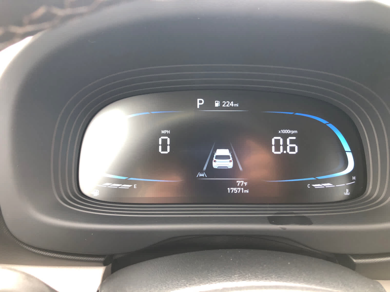 Used 2025 Hyundai Venue SEL FWD image 10